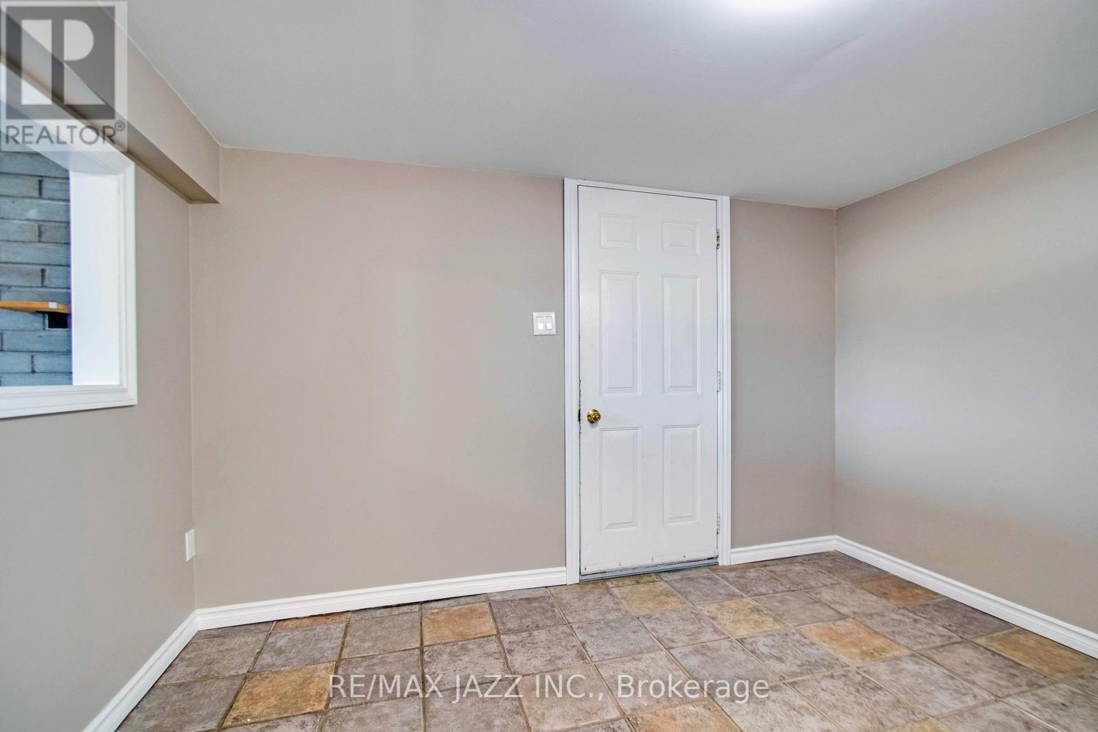 89 D'arcy Street, Cobourg, Ontario K9A 3Z7 - Photo 16 - X12259210