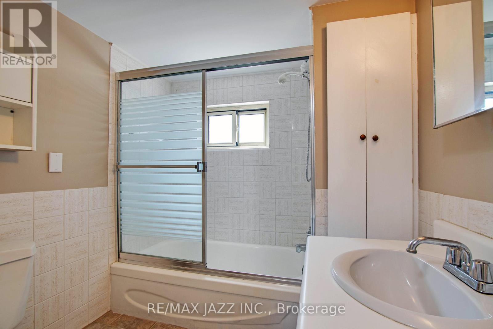 89 D'arcy Street, Cobourg, Ontario K9A 3Z7 - Photo 25 - X12259210