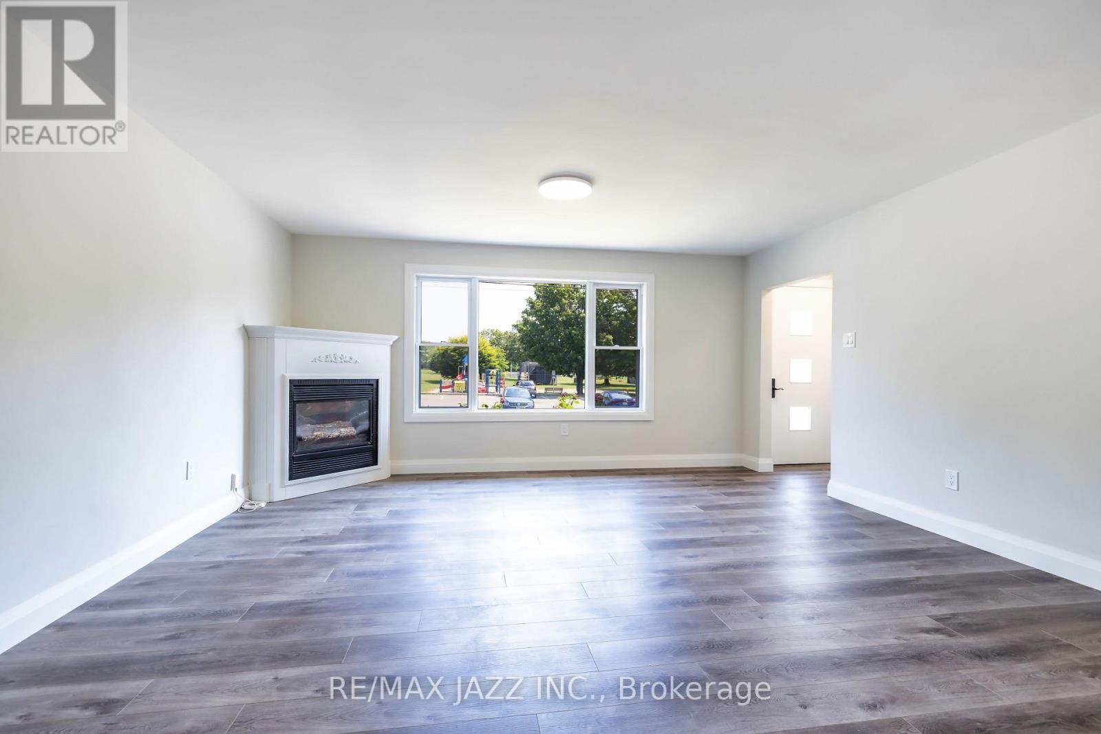 Property at 89 D'ARCY STREET image 4