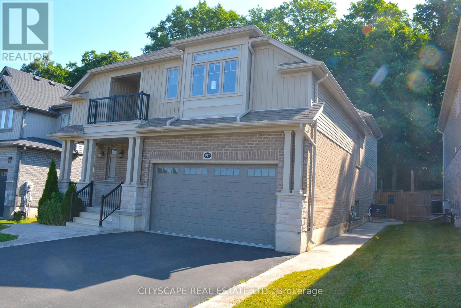 Property at 197 WOODWAY TRAIL image 2