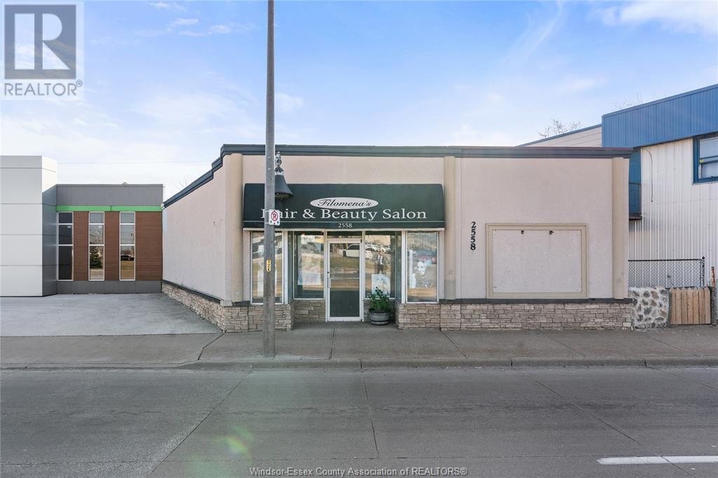 2558 Howard, Windsor, Ontario  N8X 3W2 - Photo 3 - 25016747