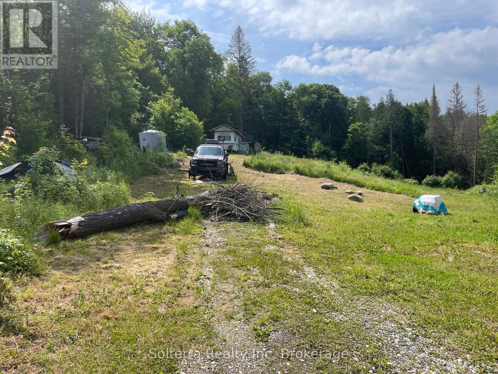 1311 Nelson Lake Road W, Magnetawan, Ontario  P0A 1P0 - Photo 2 - X12259020