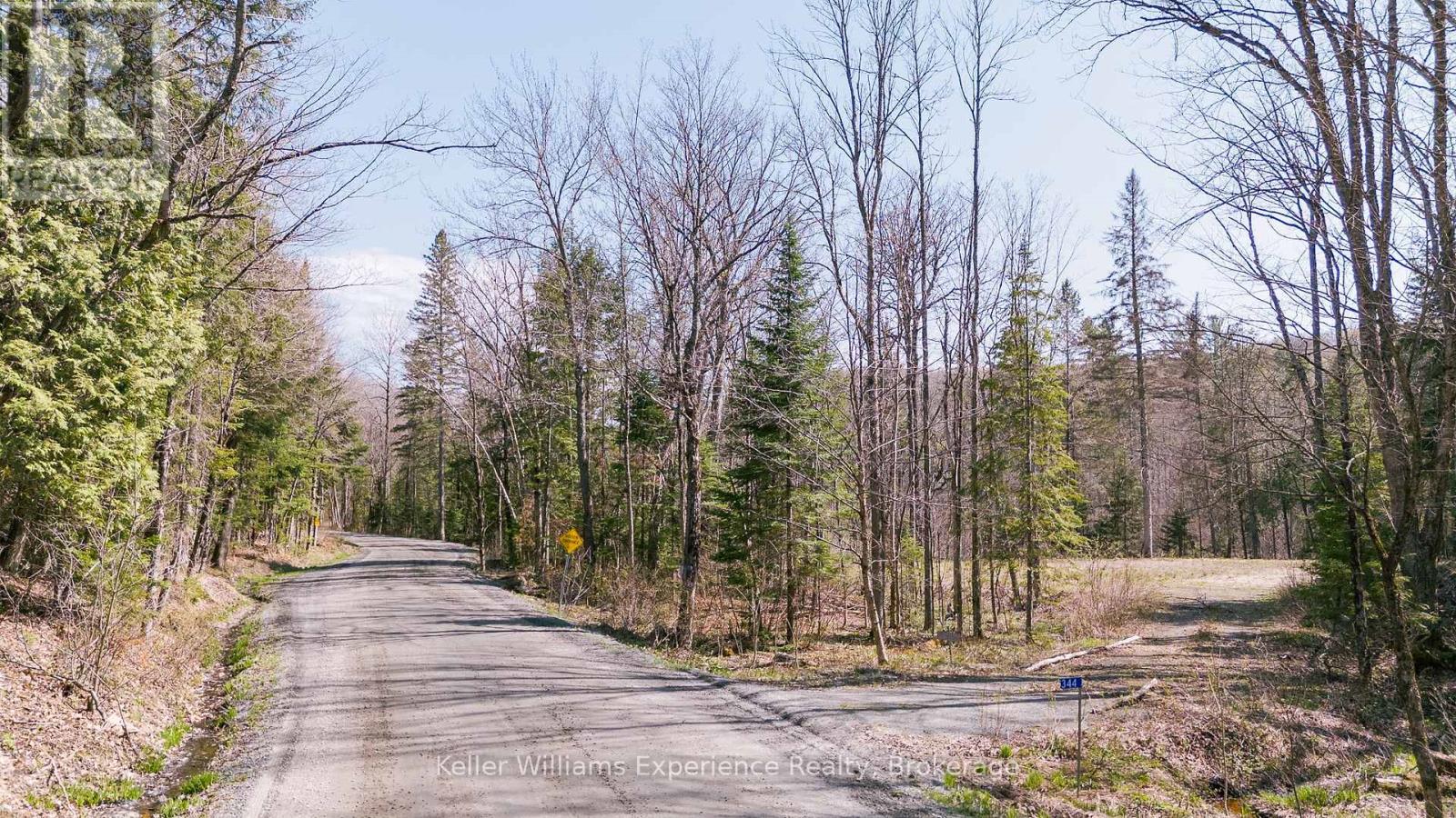 344 North Fox Lake Road, Huntsville, Ontario  P1H 2J2 - Photo 12 - X12259094
