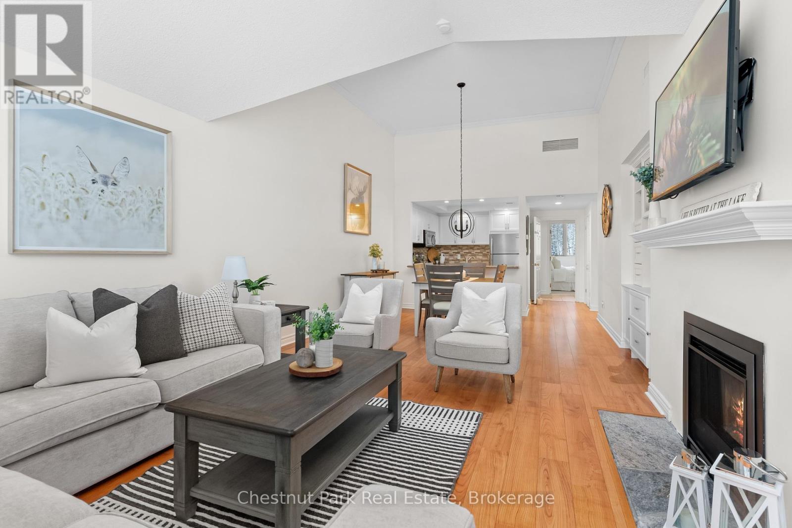 3831 Grandview Forest Hill Drive, Huntsville, Ontario  P1H 2J5 - Photo 18 - X12259166
