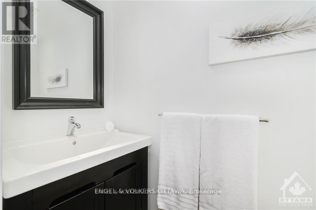 105 Montauk Pvt, Ottawa, Ontario  K2C 2B4 - Photo 21 - X12259177