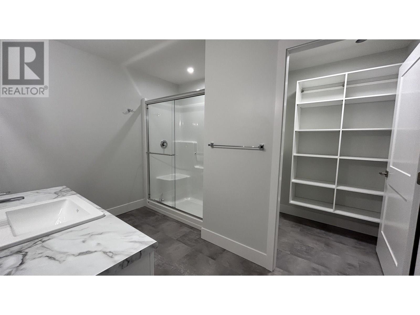 19 105 Forest Ridge Road, 100 Mile House, British Columbia  V0K 2E0 - Photo 13 - R2979698