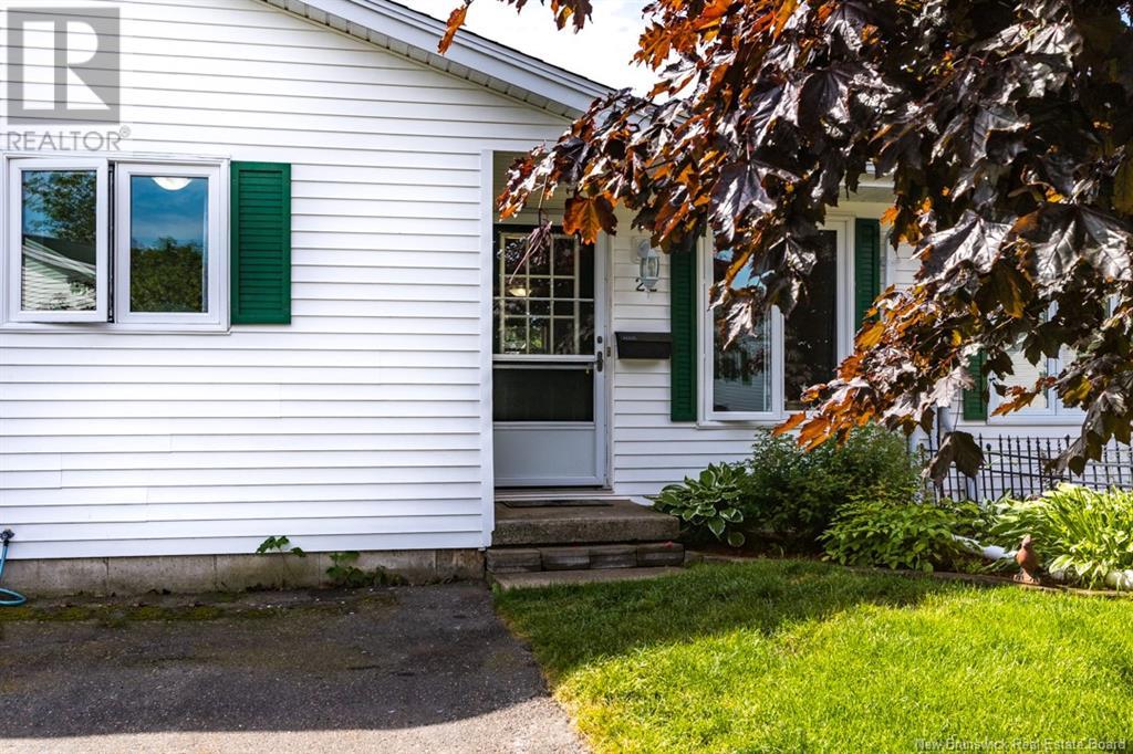 Property at 22 Hollybrook Court image 1