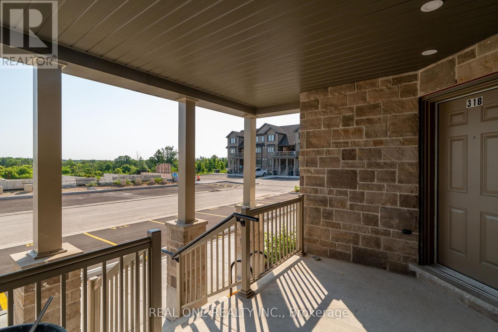 31b - 85 Mullin Drive, Guelph, Ontario  N1E 0R4 - Photo 6 - X12246283