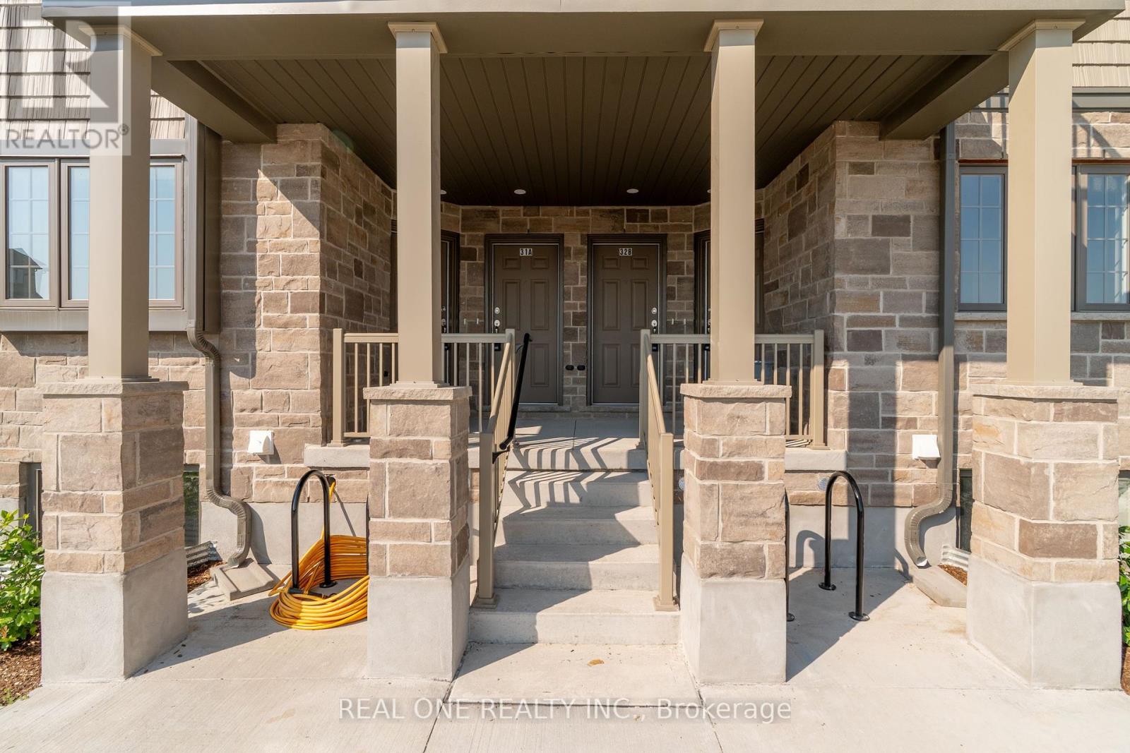 31b - 85 Mullin Drive, Guelph, Ontario  N1E 0R4 - Photo 4 - X12246283