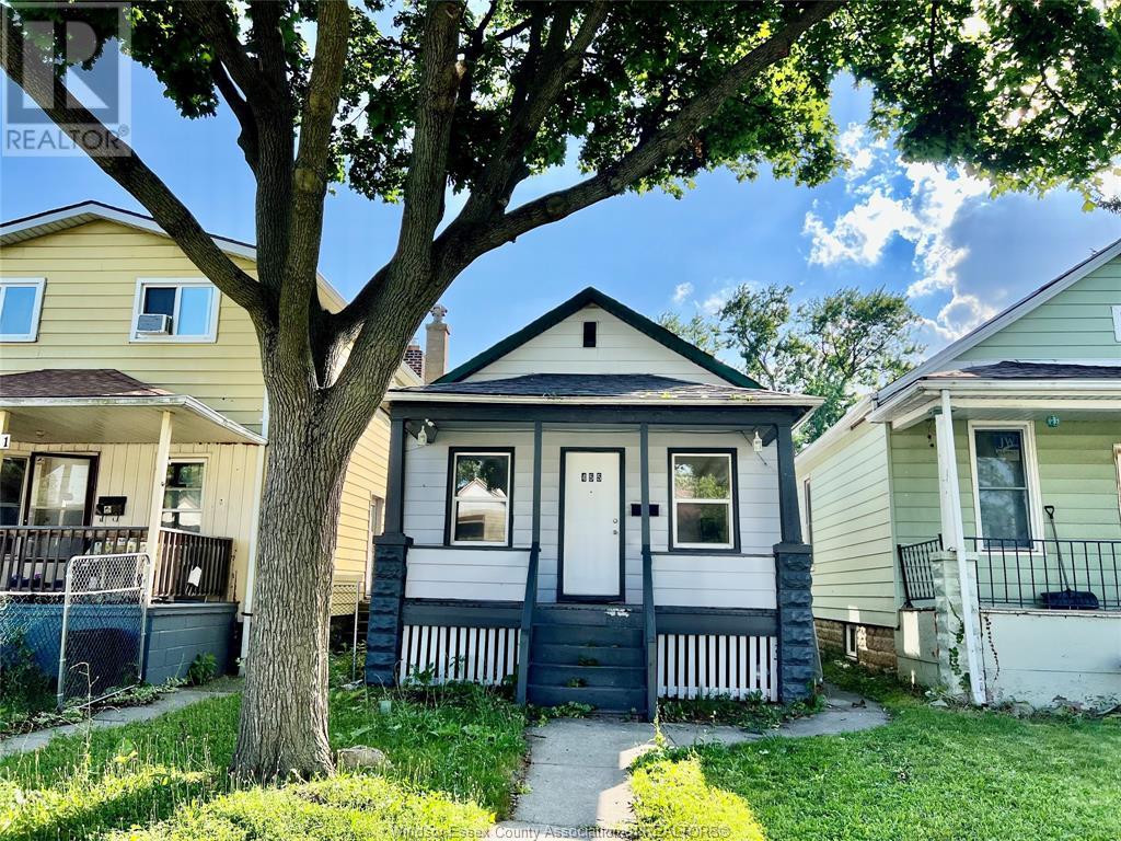 MLS# 25016729: 455 AYLMER AVENUE, Windsor, Canada
