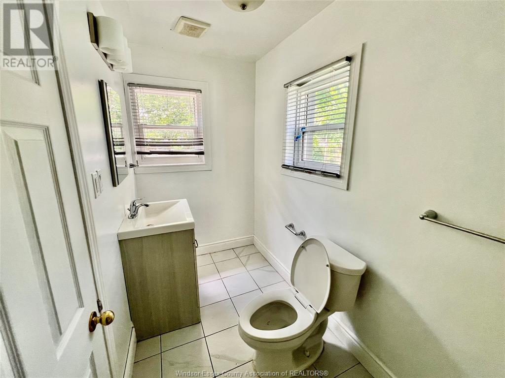 455 Aylmer Avenue, Windsor, Ontario  N9A 1T5 - Photo 10 - 25016729