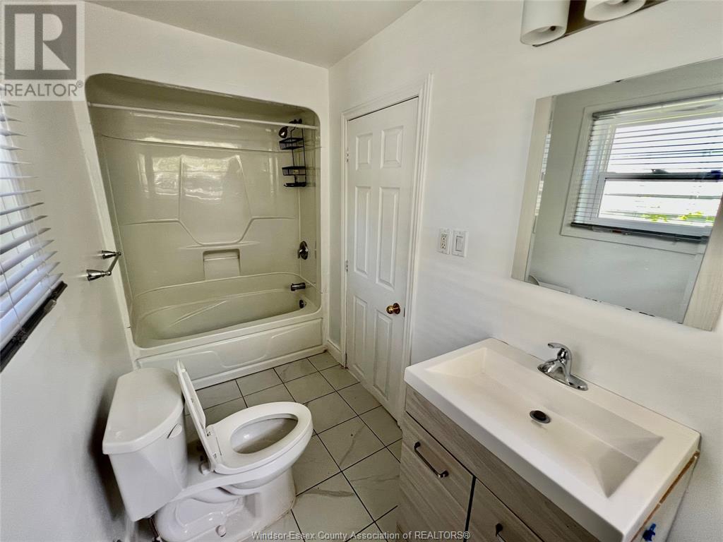 455 Aylmer Avenue, Windsor, Ontario  N9A 1T5 - Photo 11 - 25016729