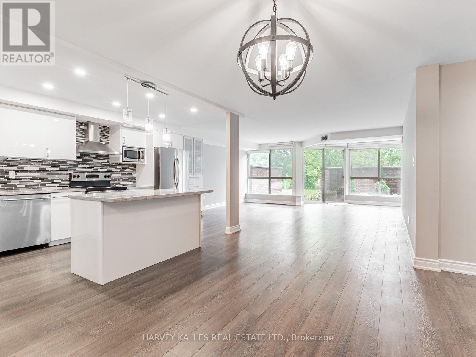 Property at 113 - 5 WELDRICK ROAD W image 3