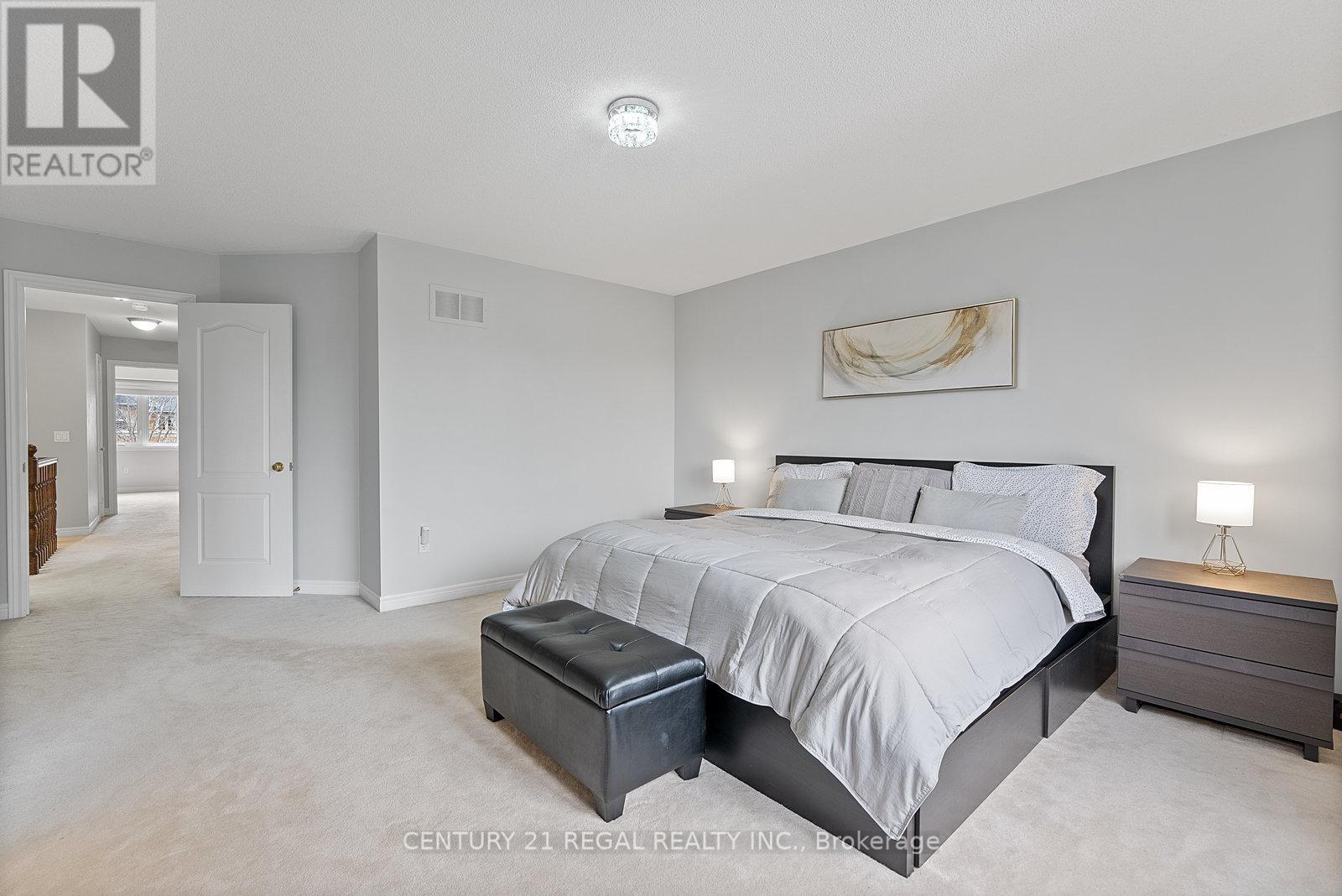 42 Ballymore Drive, Aurora, Ontario  L4G 7E6 - Photo 22 - N12259113