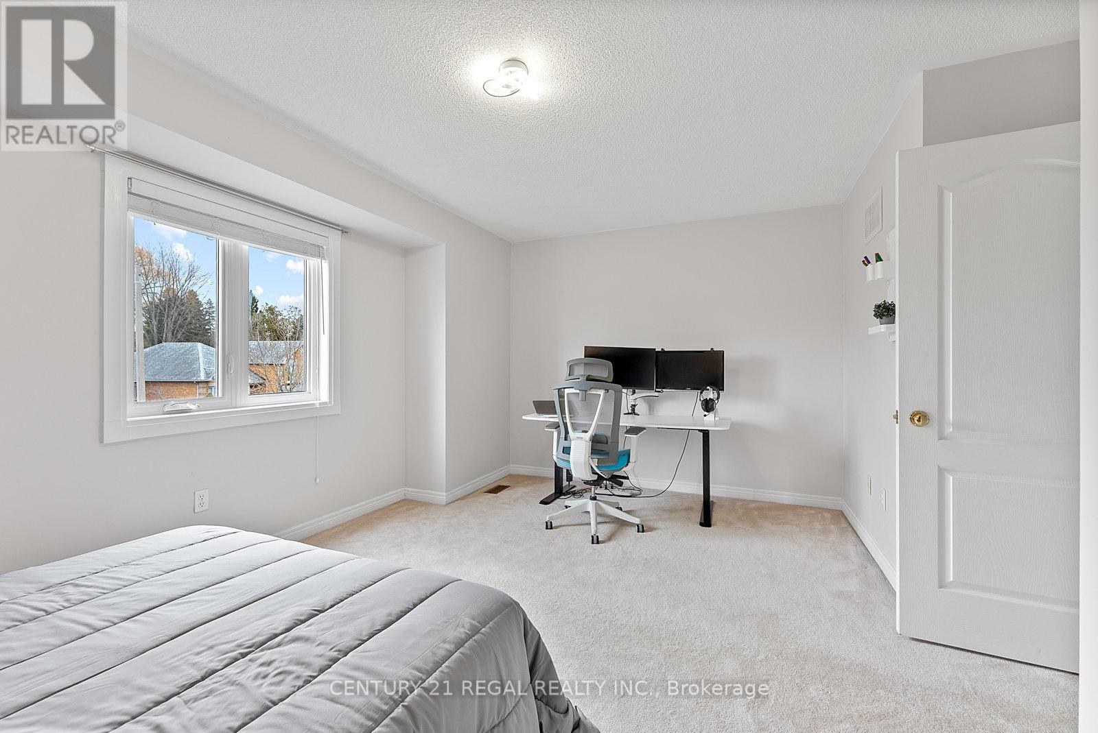 42 Ballymore Drive, Aurora, Ontario  L4G 7E6 - Photo 30 - N12259113