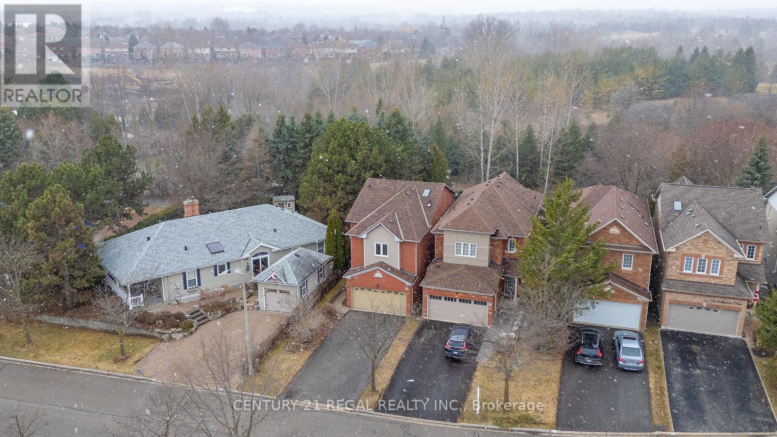 42 Ballymore Drive, Aurora, Ontario  L4G 7E6 - Photo 37 - N12259113