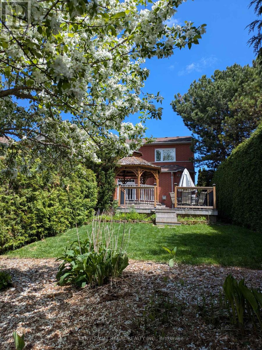42 Ballymore Drive, Aurora, Ontario  L4G 7E6 - Photo 40 - N12259113
