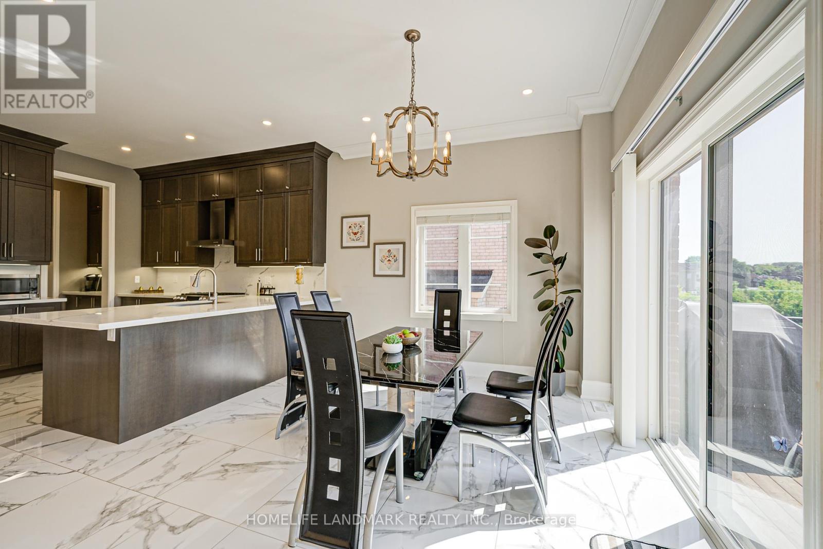 17 Dr Pearson Court, East Gwillimbury, Ontario  L9N 0P4 - Photo 16 - N12259222