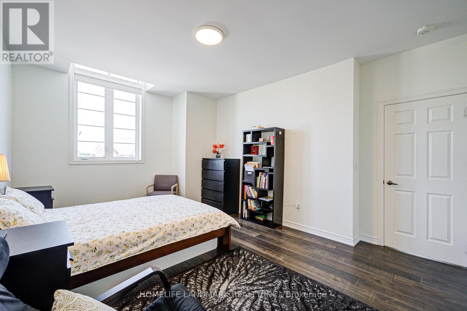 17 Dr Pearson Court, East Gwillimbury (Sharon), Ontario  L9N 0P4 - Photo 39 - N12259222