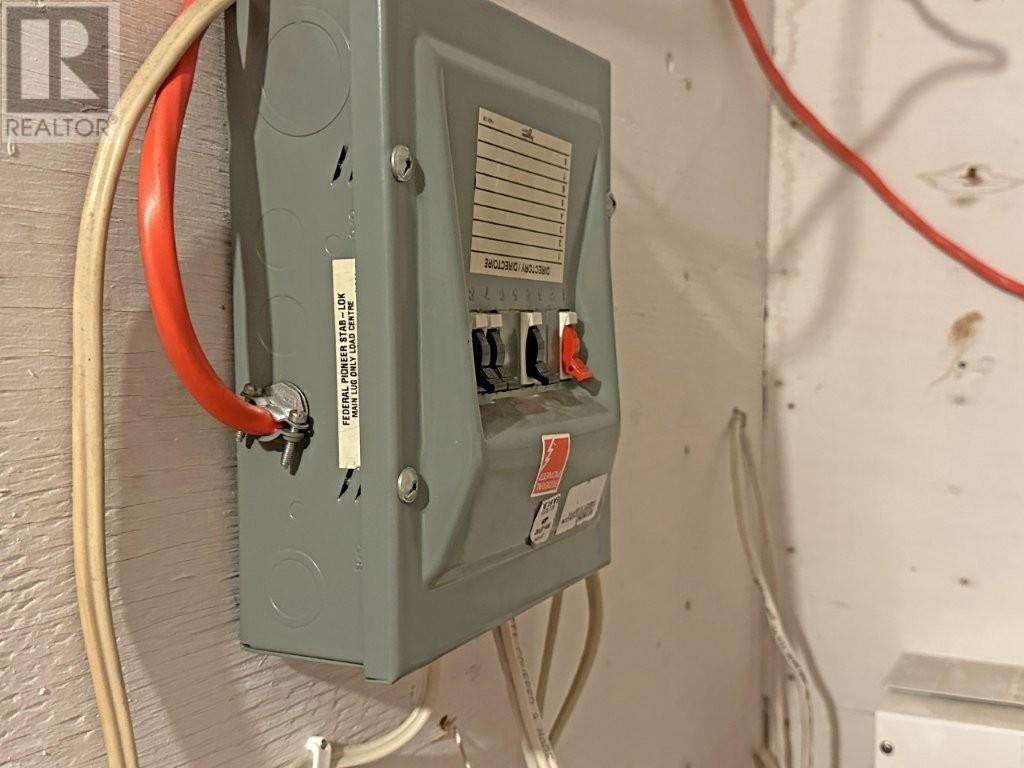 234 Eagles Nest Road, Nakina, Ontario  P0T 2H0 - Photo 25 - TB251960