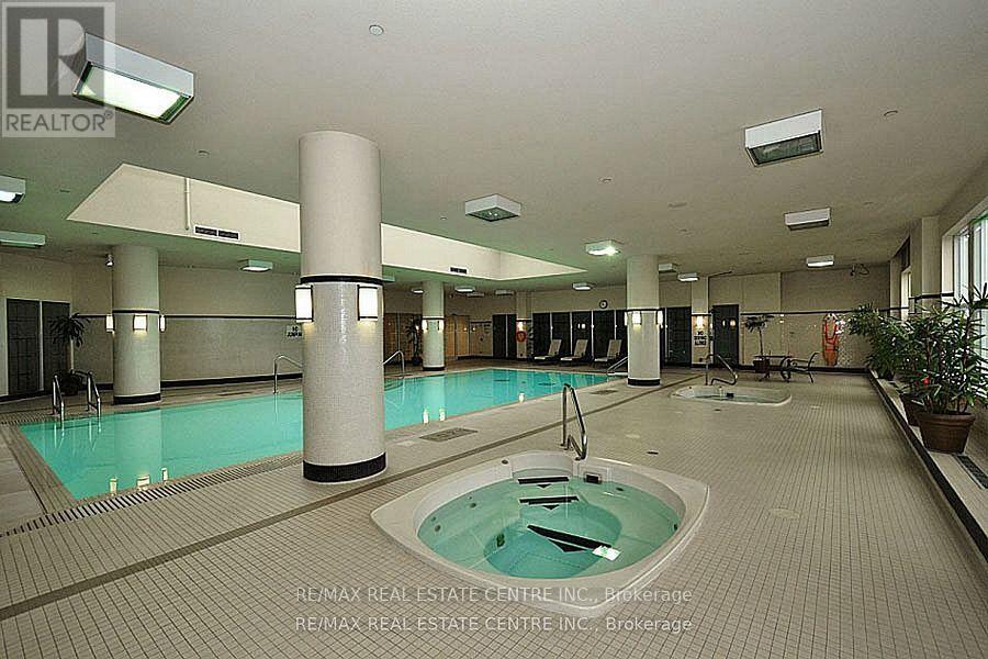 514 - 35 Kingsbridge Garden Circle, Mississauga, Ontario  L5R 3Z5 - Photo 38 - W12259099