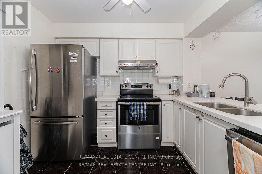 514 - 35 Kingsbridge Garden Circle, Mississauga, Ontario  L5R 3Z5 - Photo 6 - W12259099