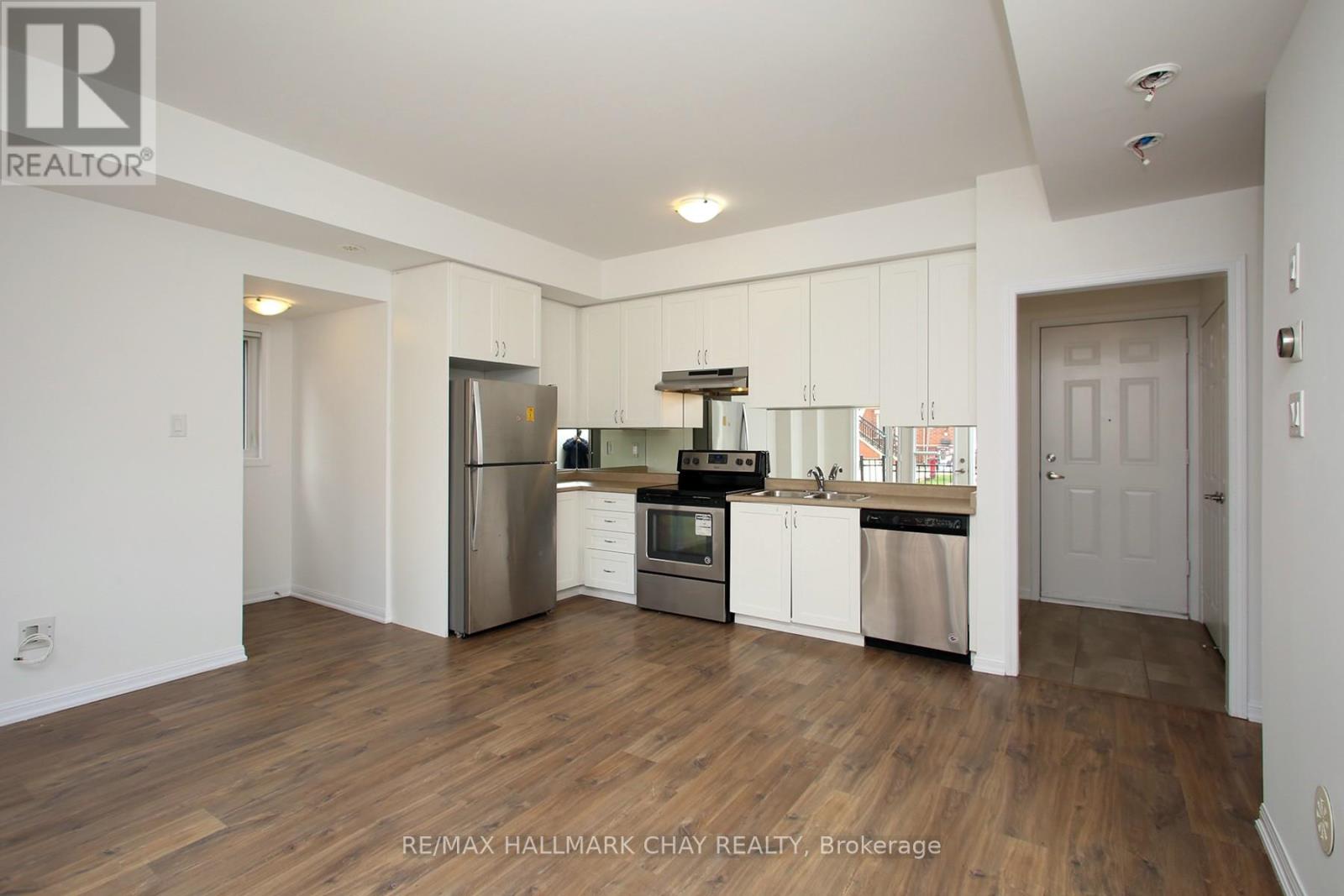 Property at 252 - 250 SUNNY MEADOW BOULEVARD image 4
