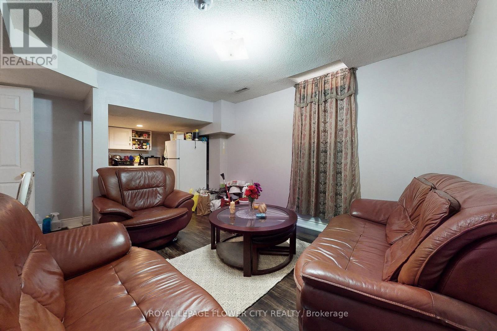 656 Esprit Crescent, Mississauga, Ontario  L5R 3B9 - Photo 28 - W12259116