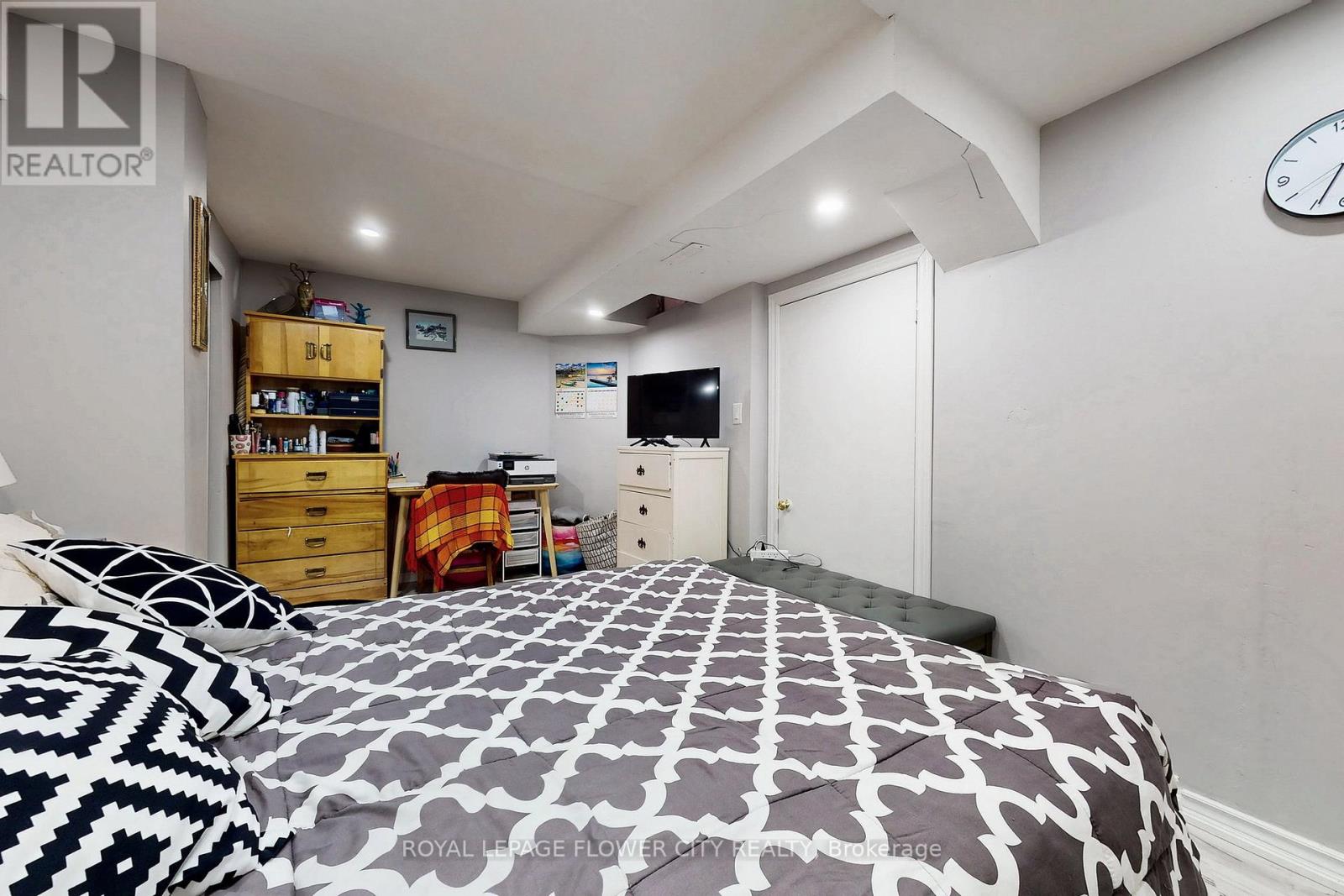 656 Esprit Crescent, Mississauga, Ontario  L5R 3B9 - Photo 40 - W12259116