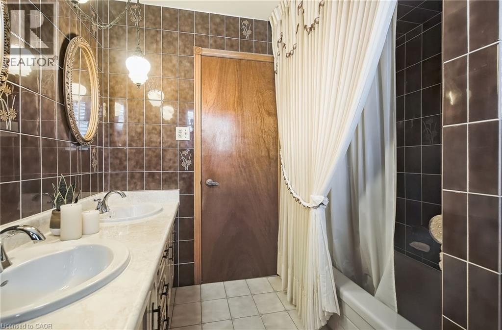 75 President Drive, Stoney Creek, Ontario  L8G 4L7 - Photo 26 - 40747493