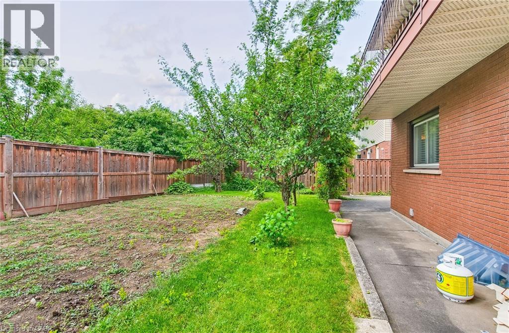 75 President Drive, Stoney Creek, Ontario  L8G 4L7 - Photo 46 - 40747493