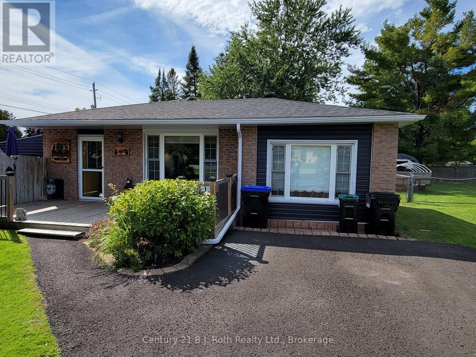 Property at 2 LYNN STREET image 1