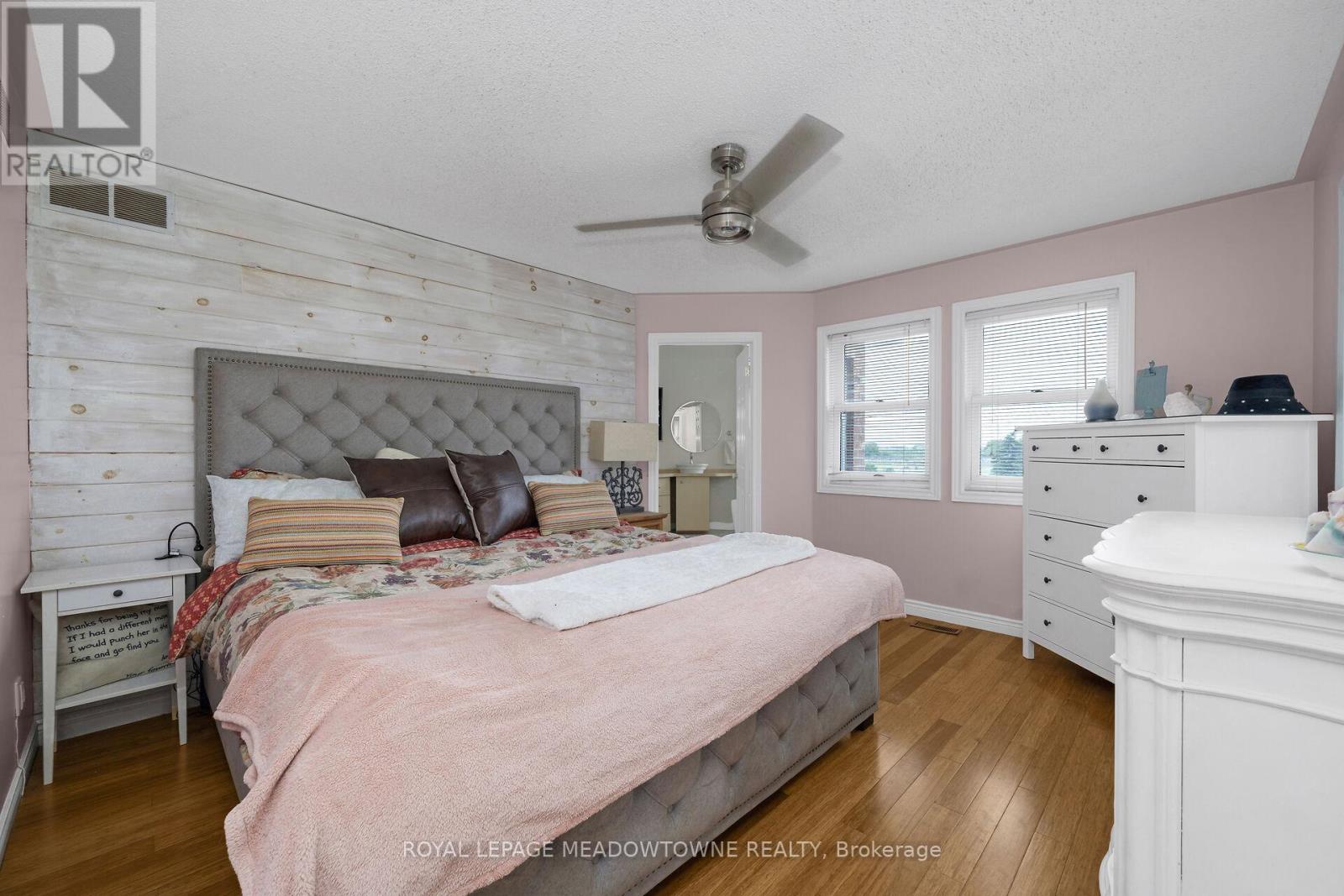 692 5 Concession W, Hamilton, Ontario  L9H 5E2 - Photo 19 - X12259215