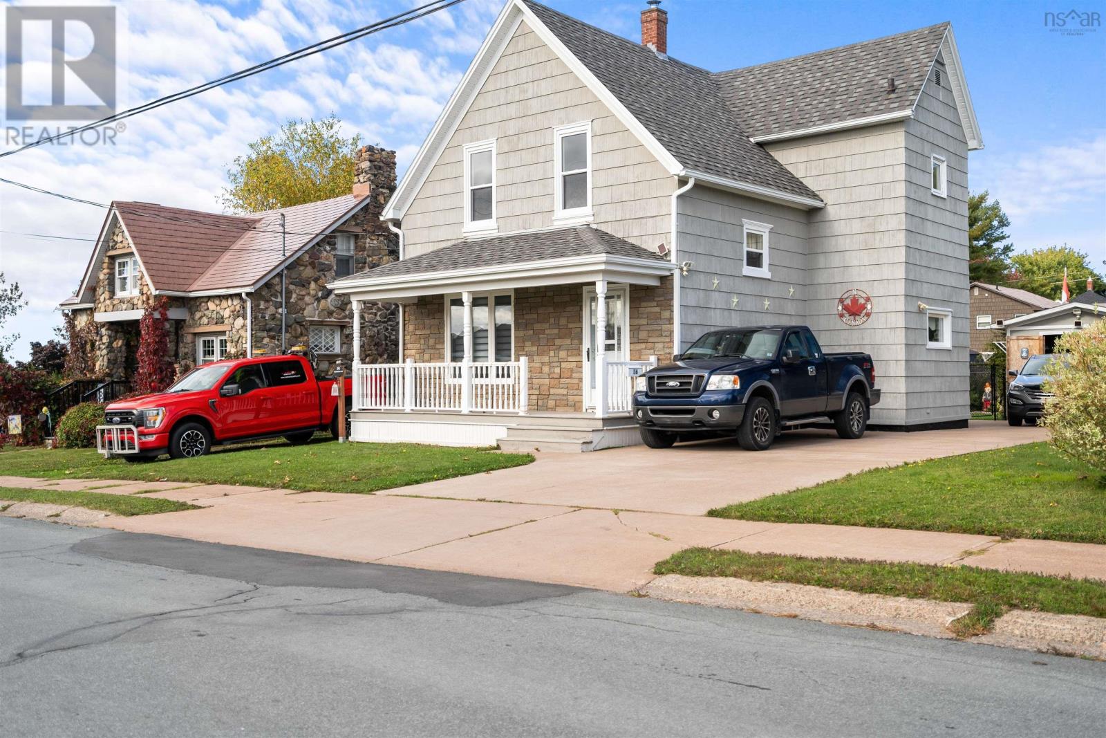 Property at 56 Aberdeen Avenue image 1