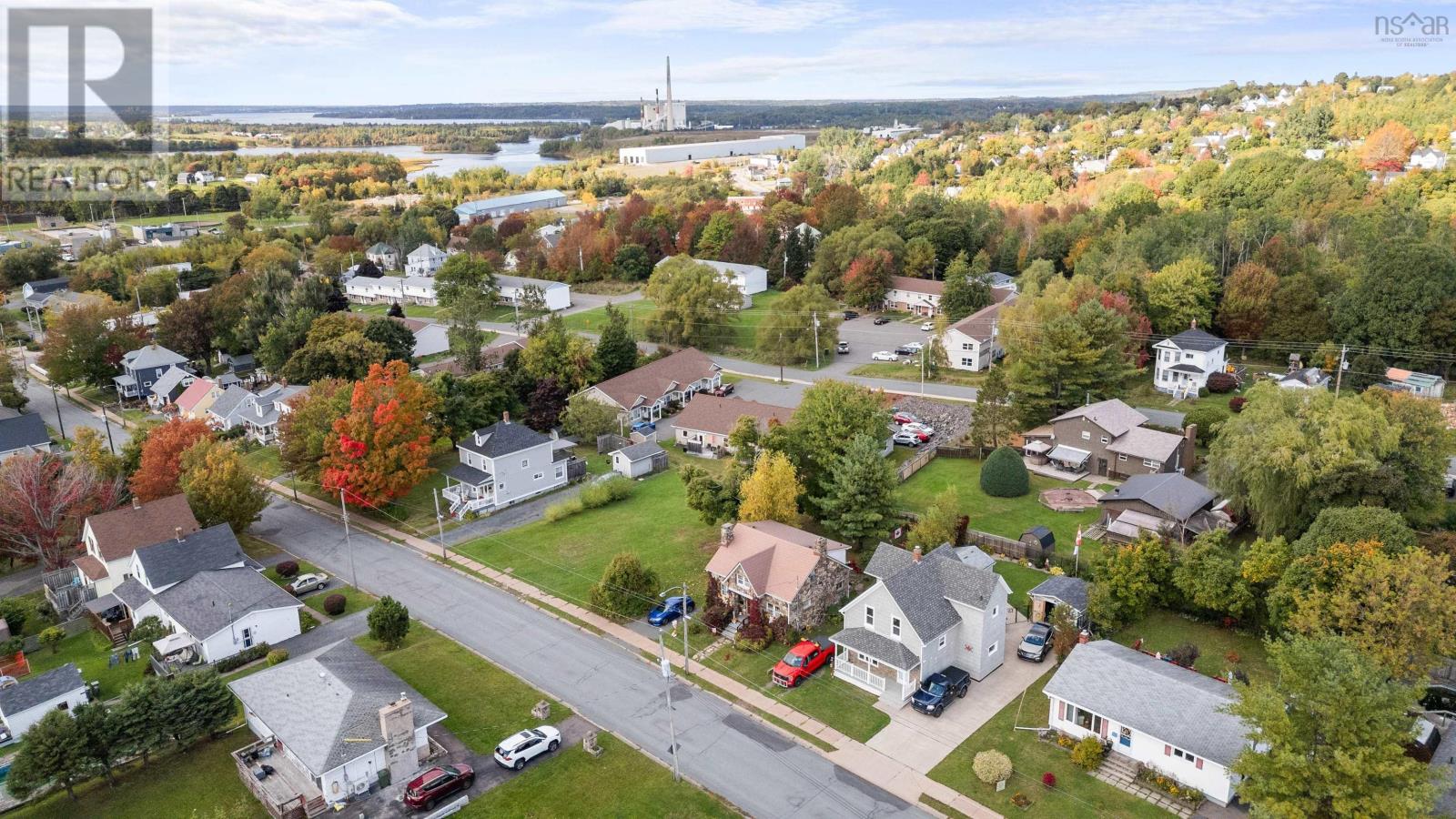 Property at 56 Aberdeen Avenue image 3