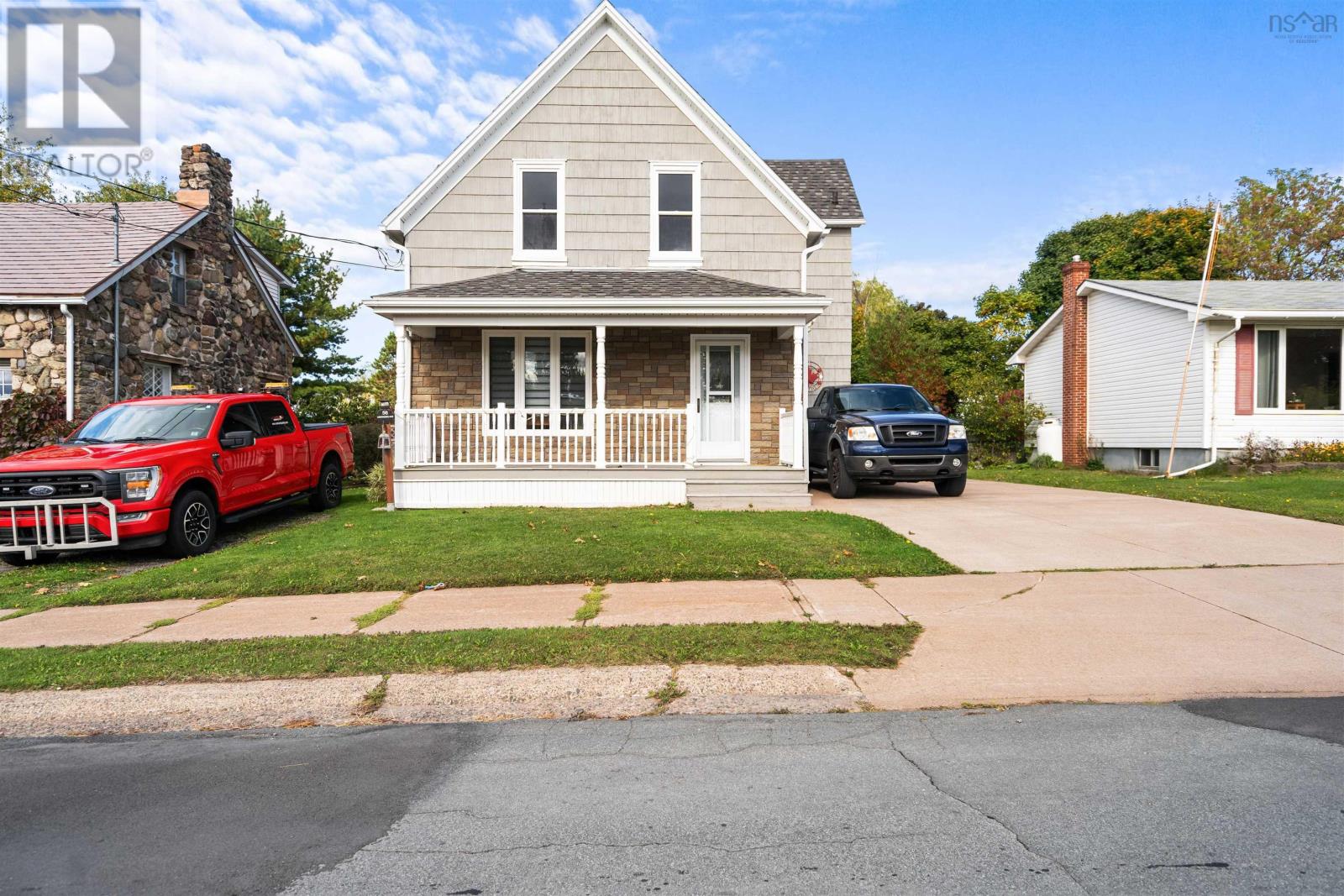 Property at 56 Aberdeen Avenue image 4