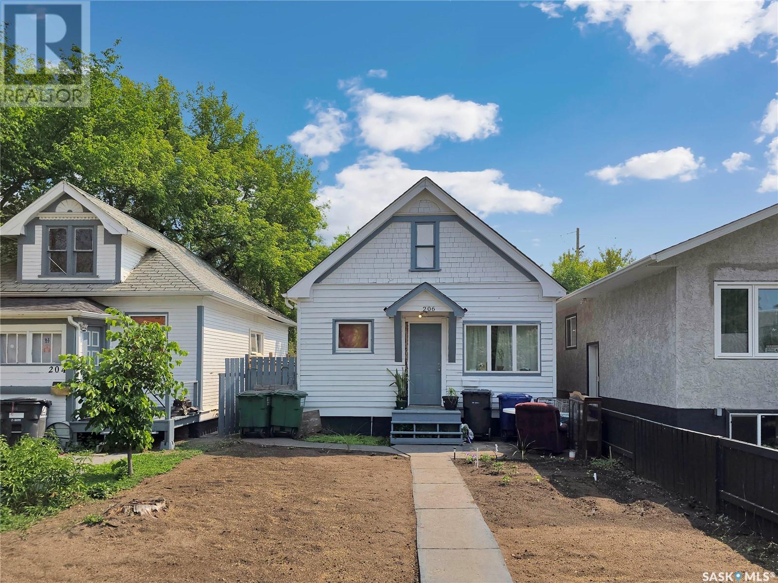 Property at 206 K AVENUE S image 1