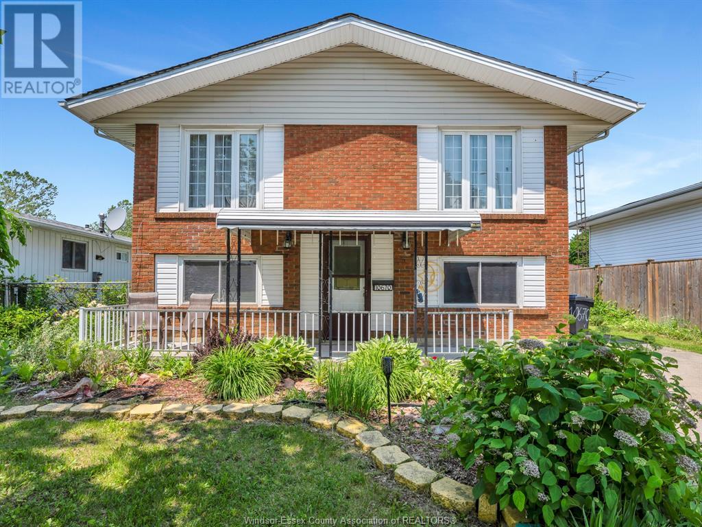 MLS# 25016732: 10670 LAMBETH ROAD, Windsor, Canada