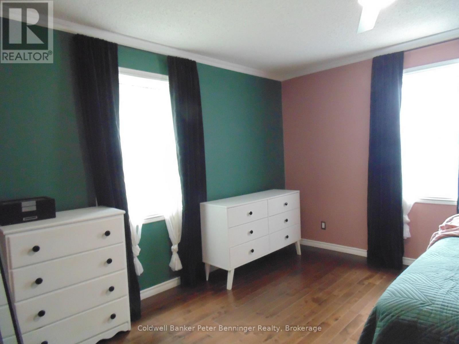 366 Goderich Street, Saugeen Shores, Ontario  N0H 2C1 - Photo 17 - X12254077