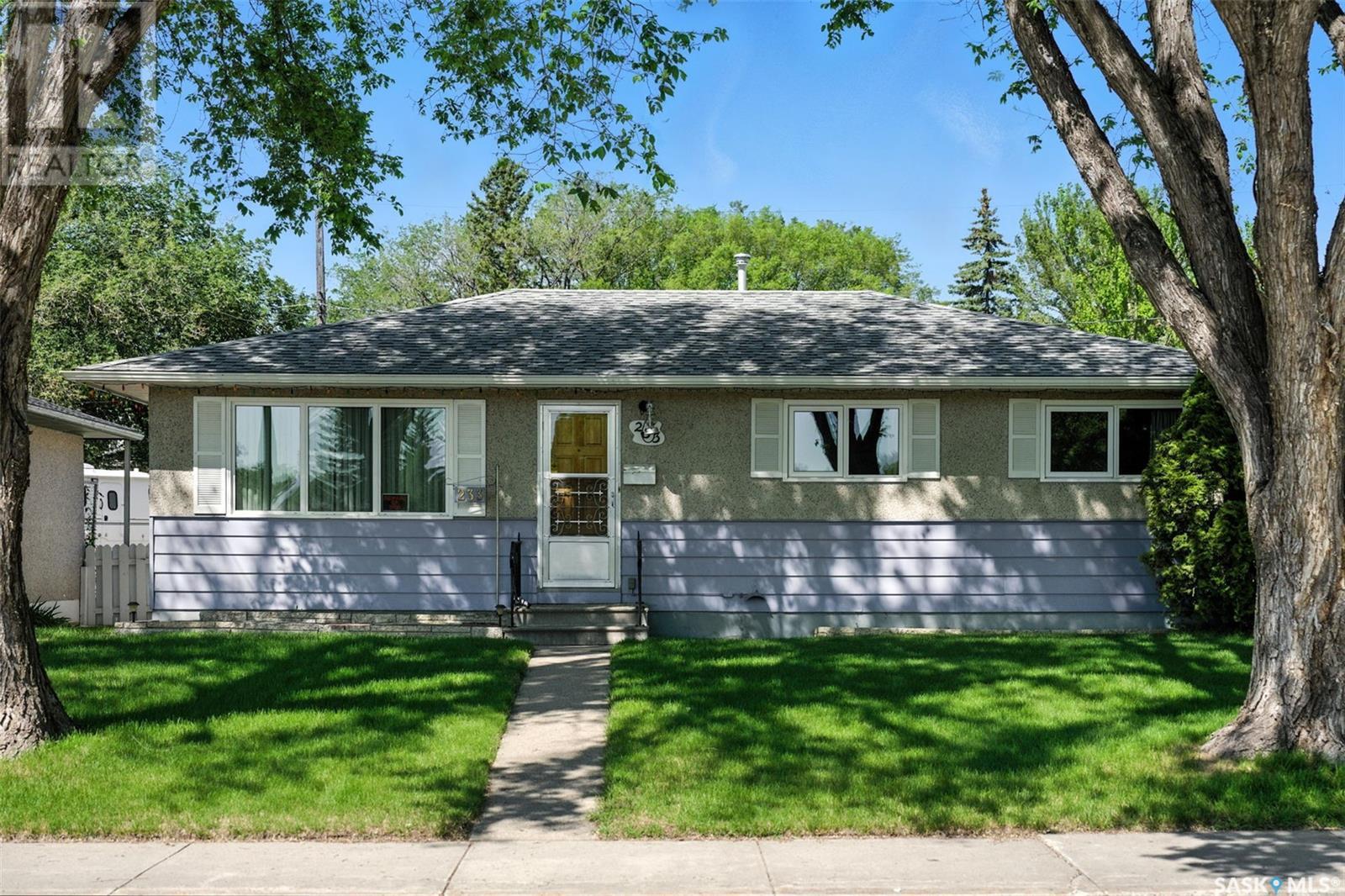 233 Ottawa AVENUE N, saskatoon, Saskatchewan