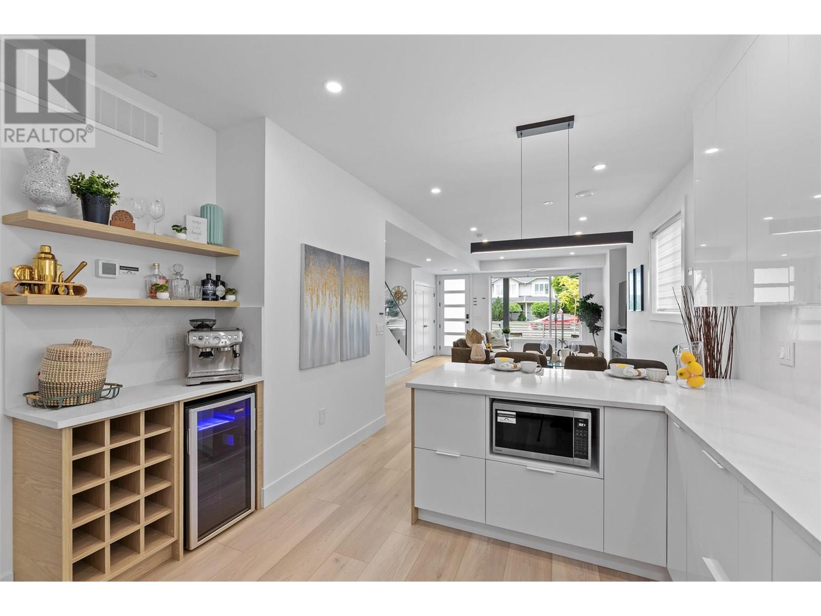 787 Lawson Avenue Unit# 2, Kelowna, British Columbia  V1Y 6S9 - Photo 16 - 10354382