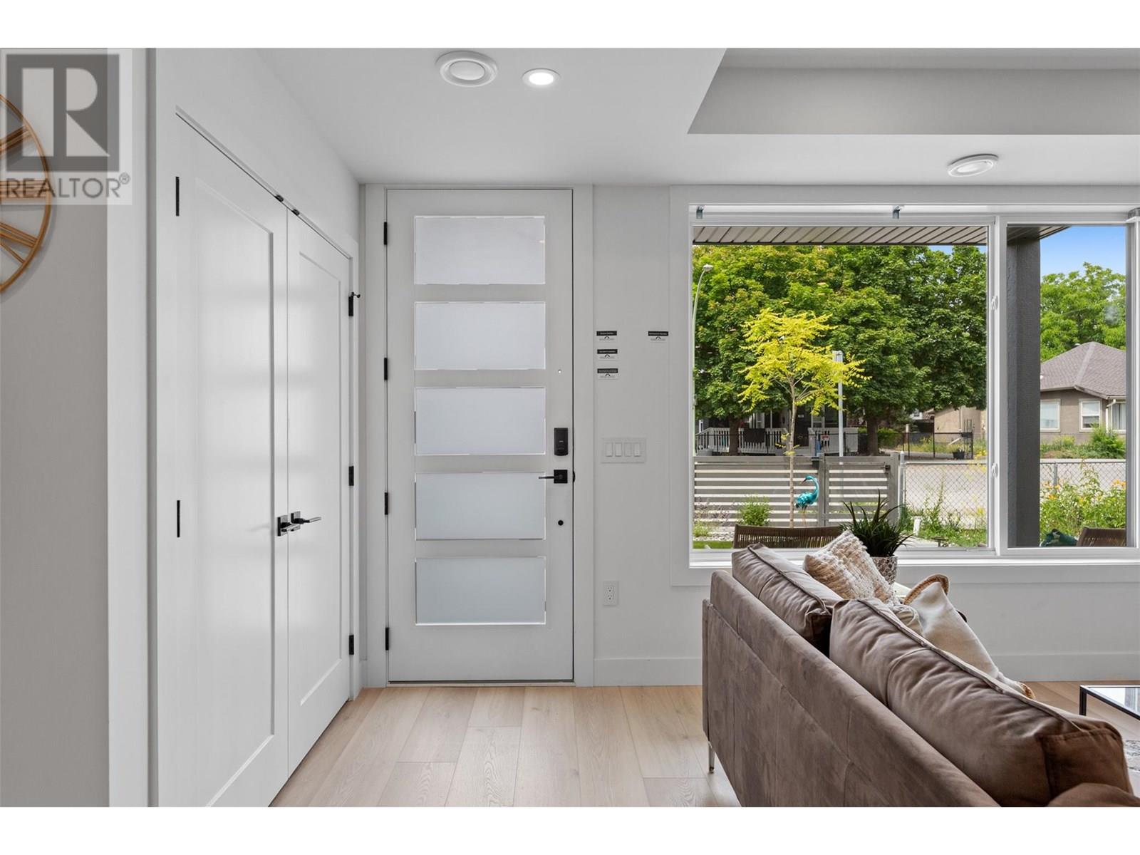 787 Lawson Avenue Unit# 2, Kelowna, British Columbia  V1Y 6S9 - Photo 5 - 10354382