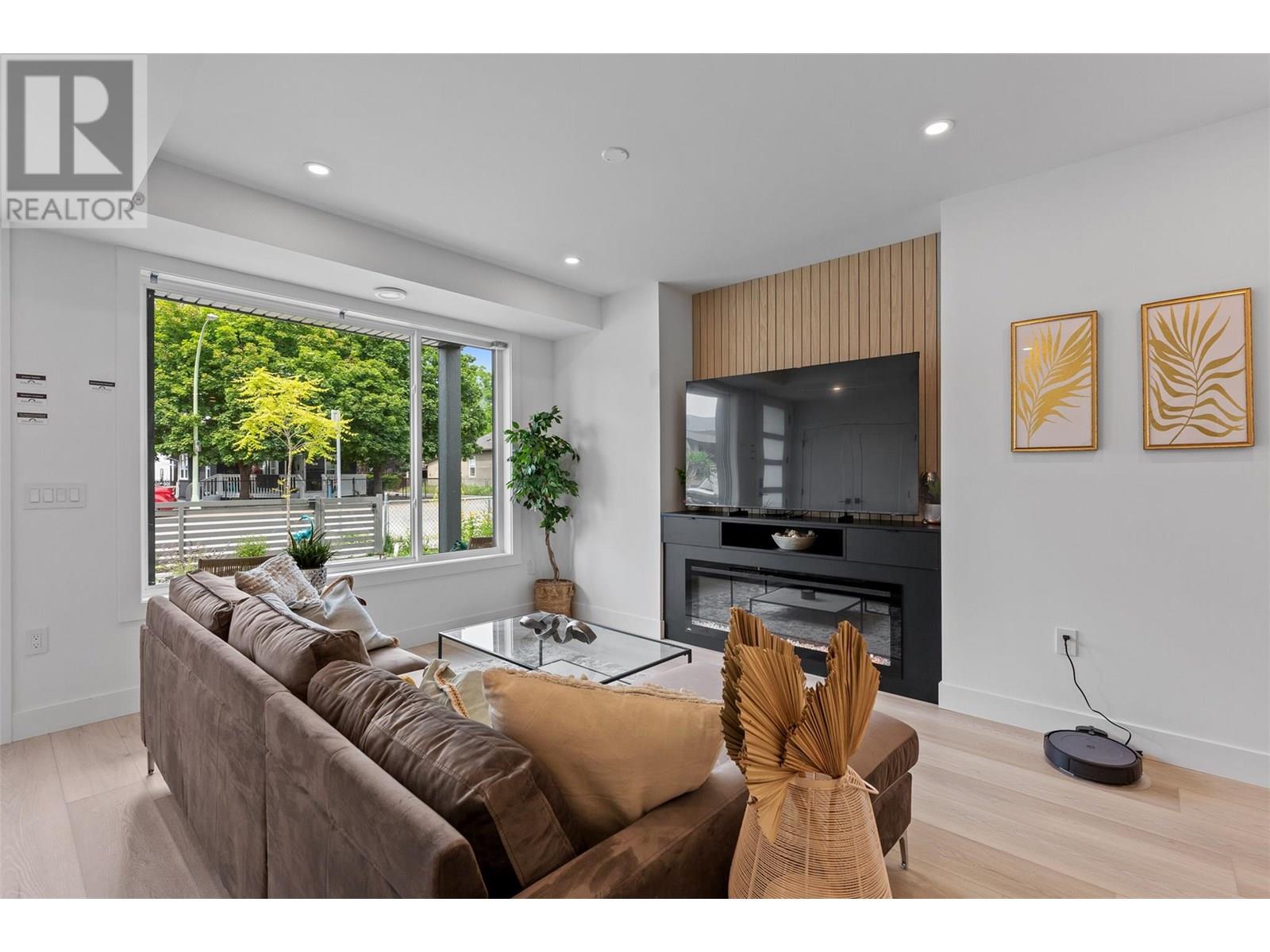 787 Lawson Avenue Unit# 2, Kelowna, British Columbia  V1Y 6S9 - Photo 6 - 10354382