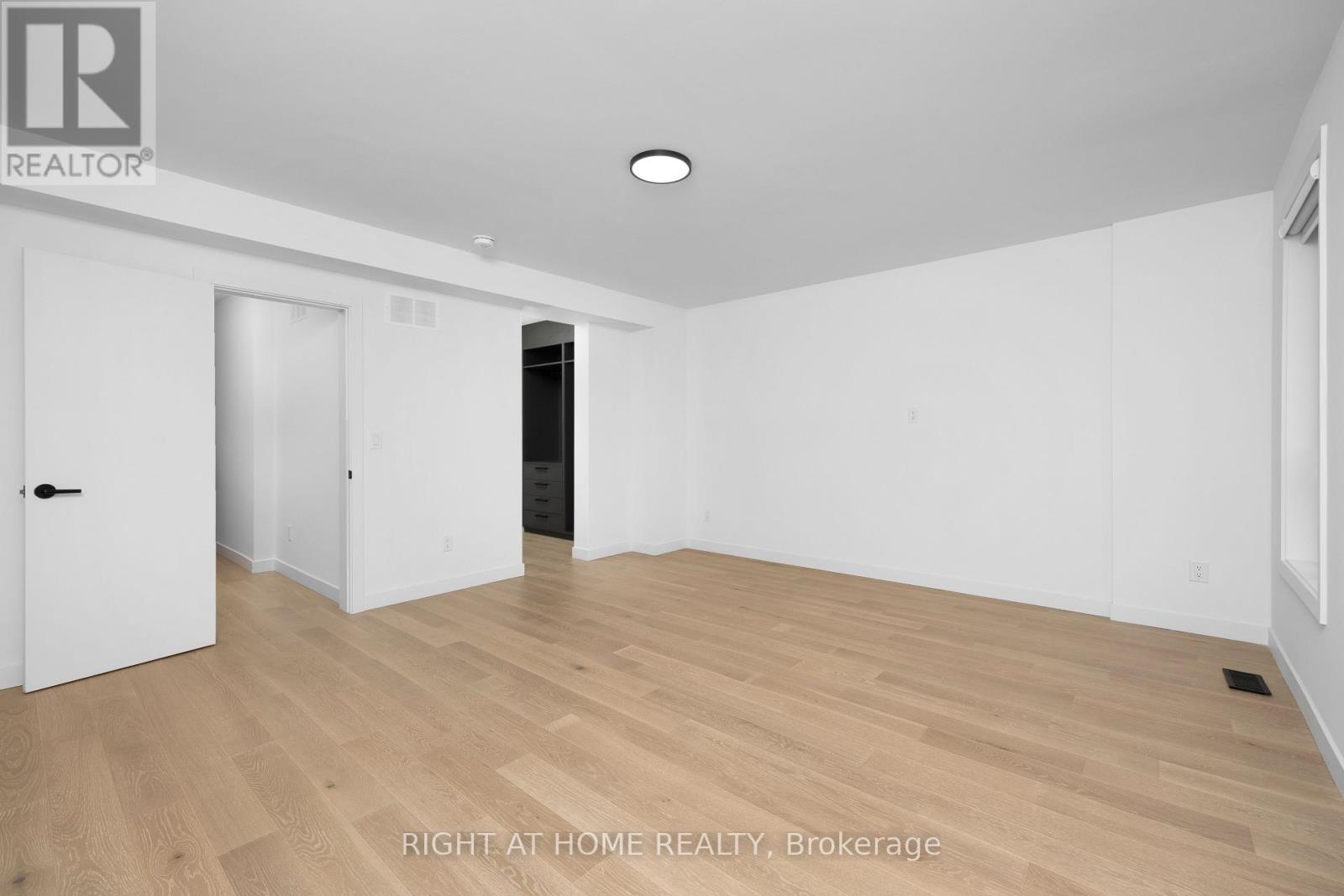 48 Lanark Avenue, Toronto, Ontario  M6C 2B5 - Photo 11 - C12259302