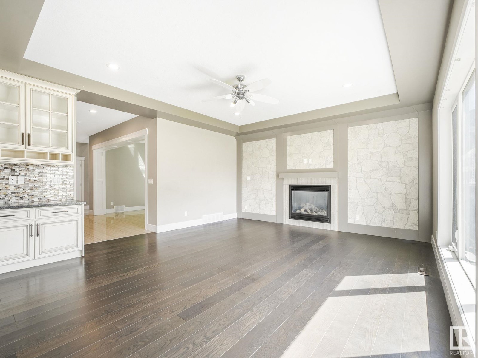 Property at 2421 ASHCRAFT CR SW image 4