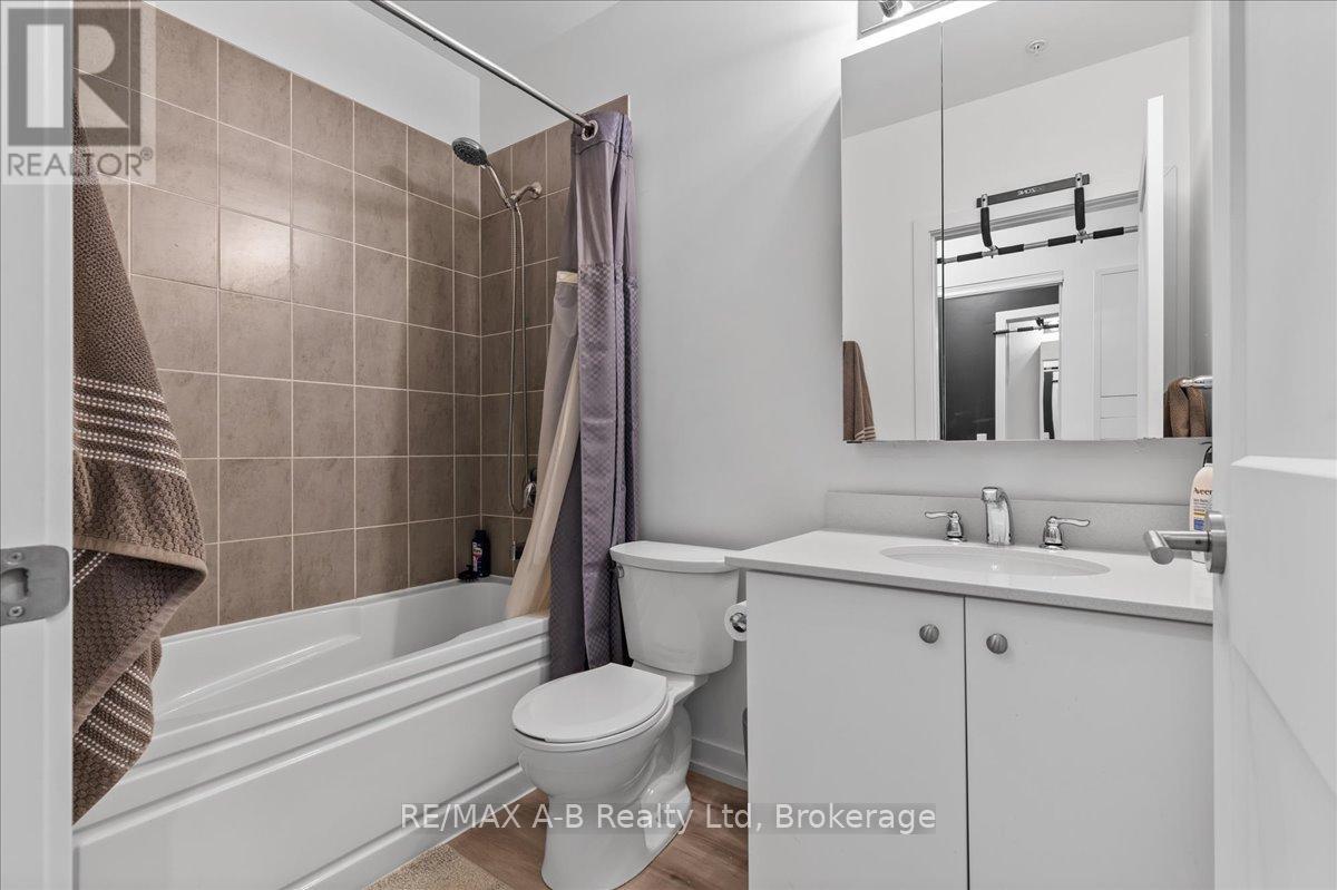Suite 109b - 247 Northfield Drive E, Waterloo, Ontario  N2K 0H1 - Photo 19 - X12075903