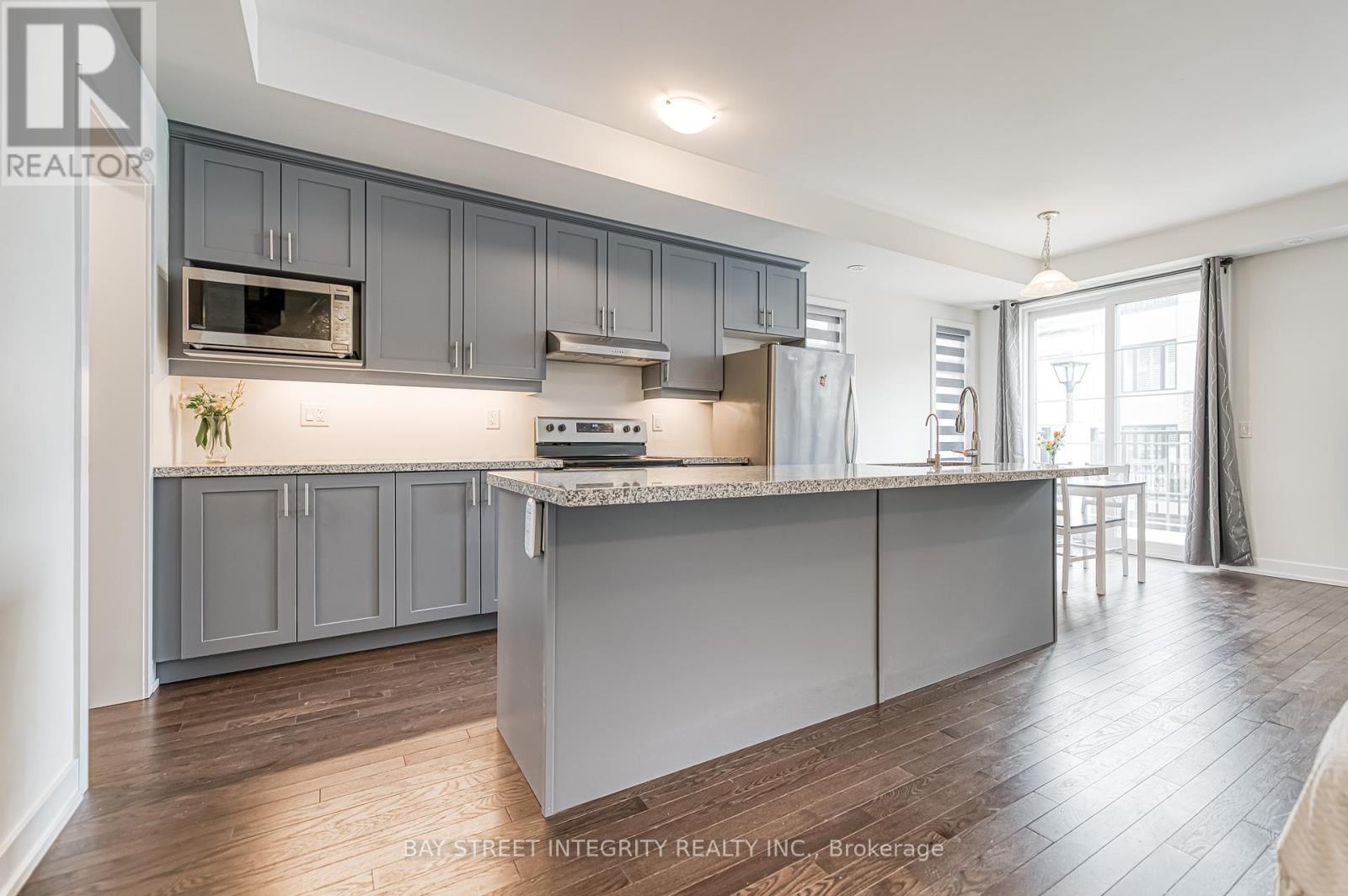 Property at 94 GUARDHOUSE CRESCENT image 5