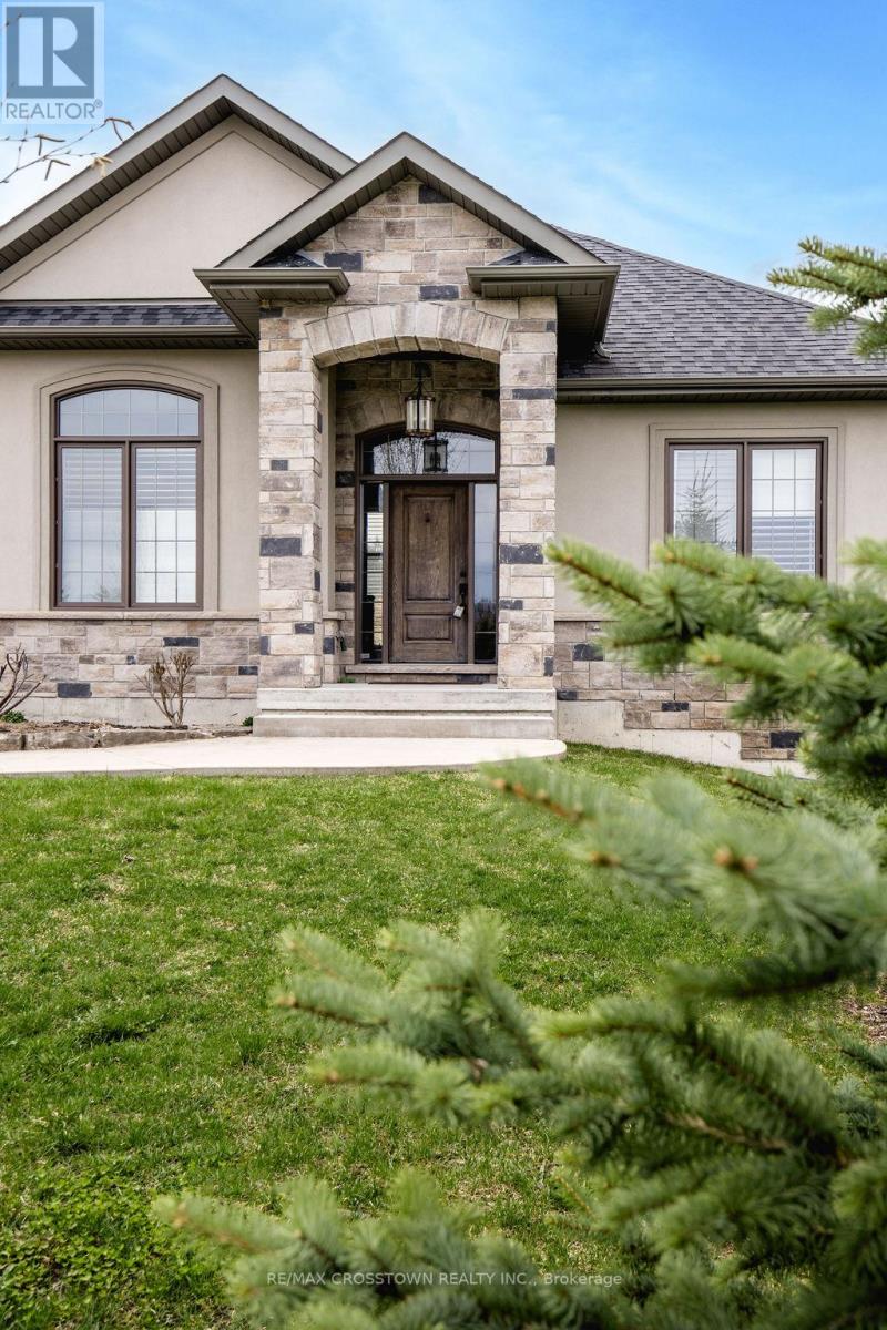 Property at 25 MENNILL DRIVE image 4