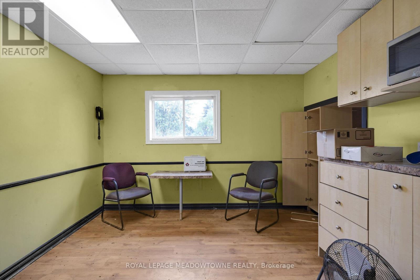 692 5 Concession W, Hamilton, Ontario  L9H 5E2 - Photo 36 - X12259215