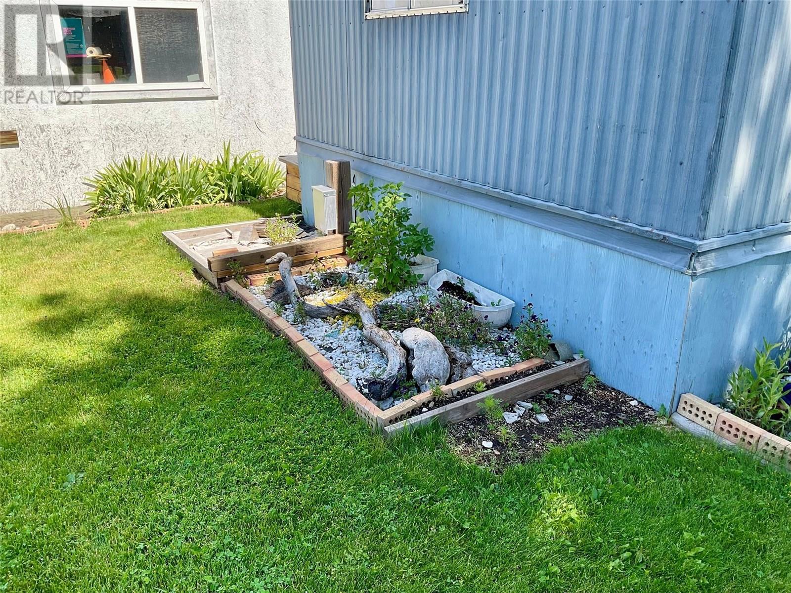 925 Thirteenth Avenue Unit# 6d, Midway, British Columbia  V0H 1M0 - Photo 11 - 10354585